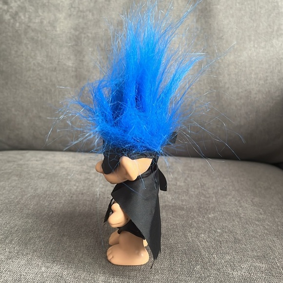 Vintage Blue Haired, Green Eyed Batman/Zorro/Masked Superhero Forest Troll Doll - Picture 3 of 7